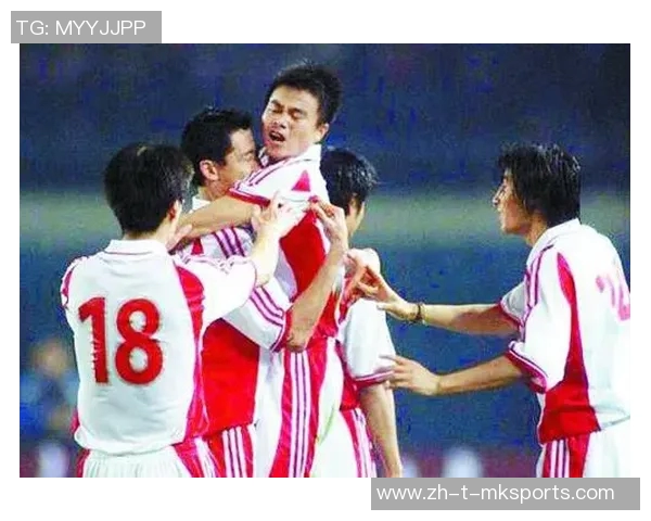 中国足球传奇球星崛起之路：从零到英雄的奋斗与荣耀